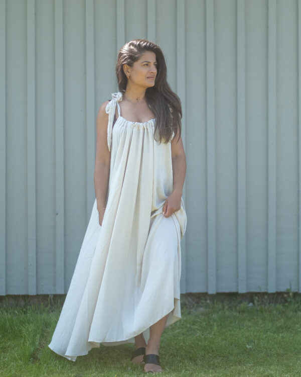 Gaby dress beige